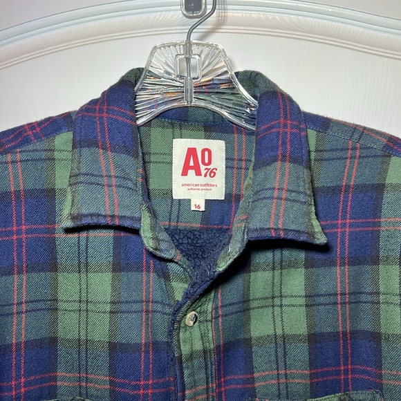 Ao76 green, blue plaid flannel, fleece lined shacket. Sz 16 - Picture 2 of 5